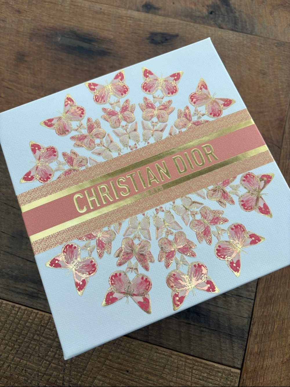 Dior Mothers Day Gift Box + tissue 2026